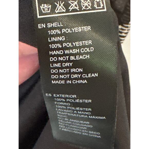 Forever 21 Contemporary Black Floral Minidress Size M - Picture 7 of 7